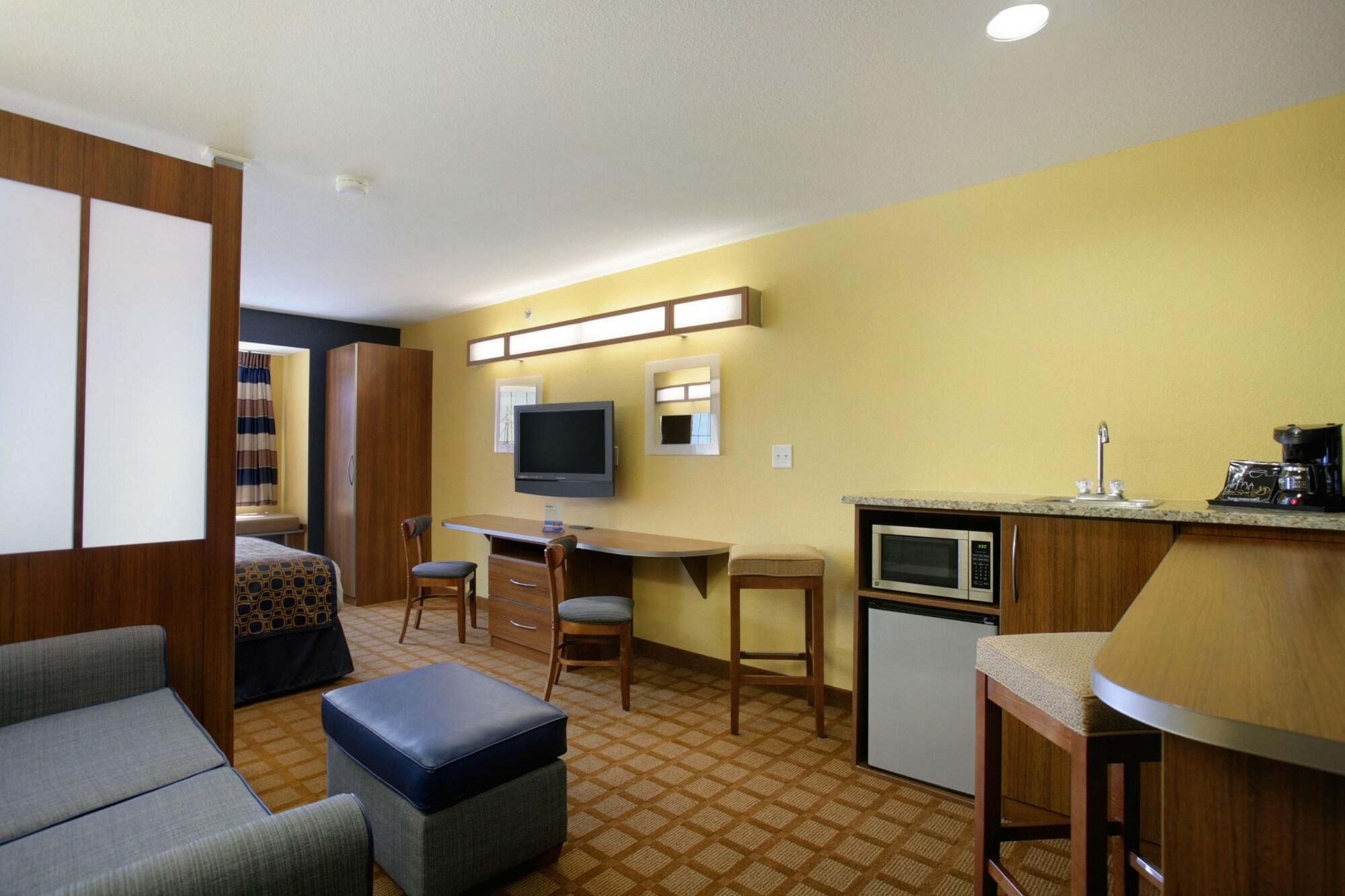 Microtel Inn & Suites - Kearney Room photo