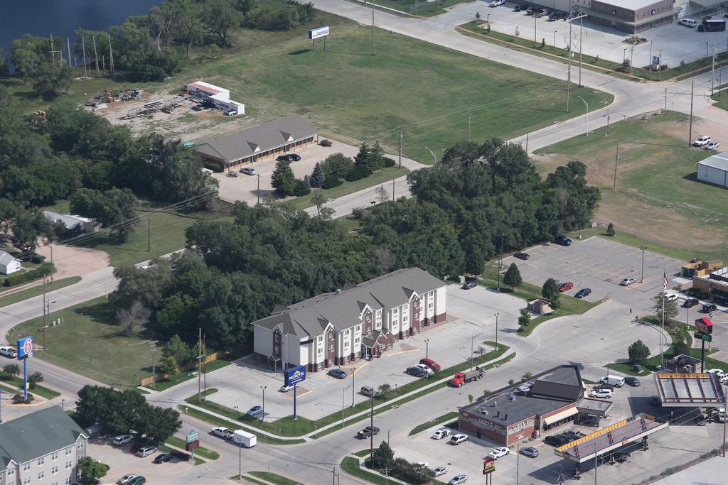 Microtel Inn & Suites - Kearney Exterior photo