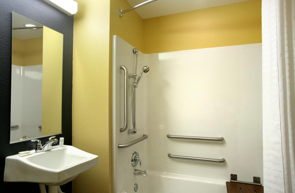 Microtel Inn & Suites - Kearney Room photo